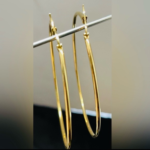 FASHION JEWELRY HOOPS EARRINGS STAINLESS STEEL CLASSIC FOR WOMEN’S  GOLD COLOR - Picture 3 of 7